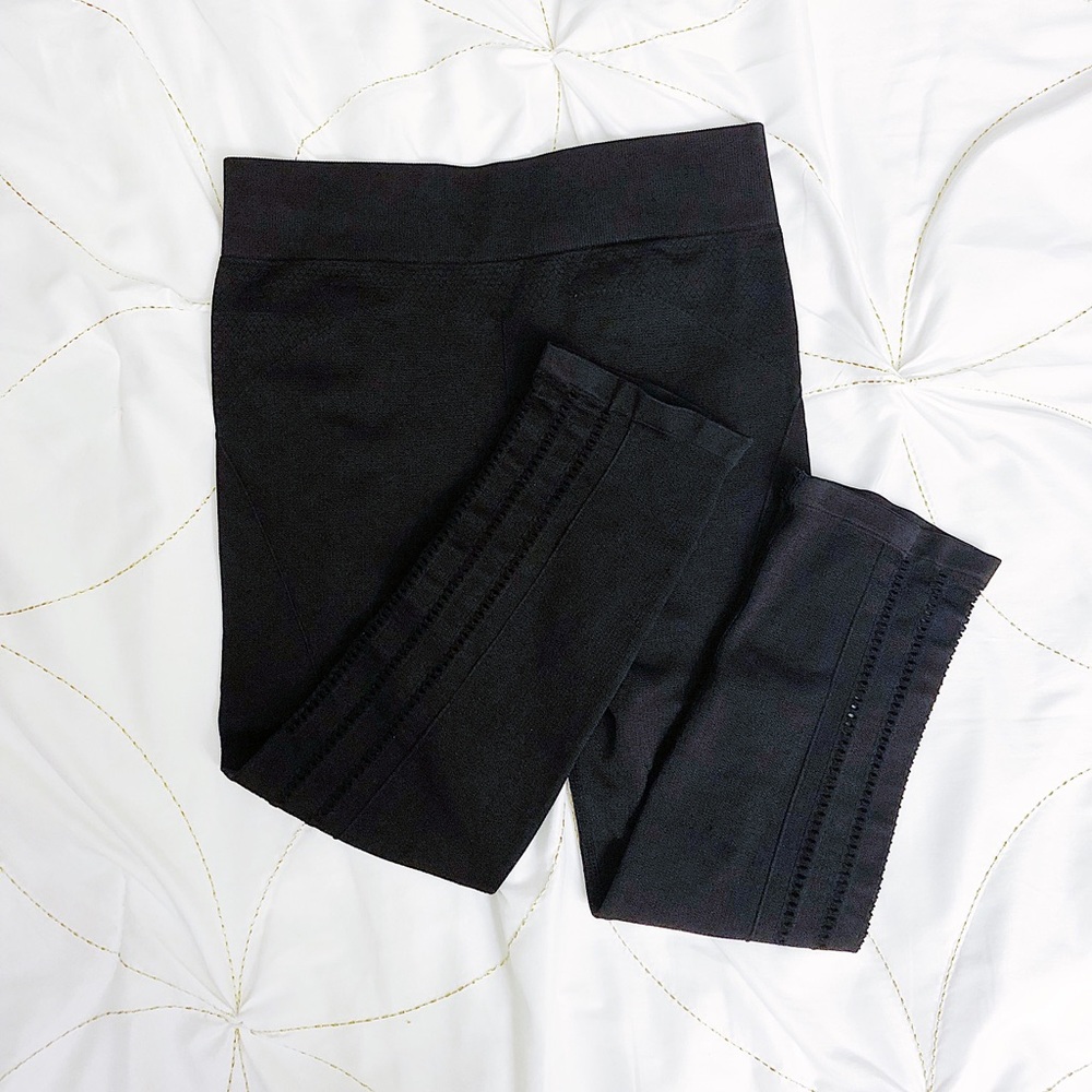 Fabletics Black Crop Seamless Leggings